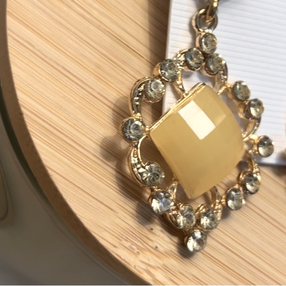 Elegant Gold and Yellow Earrings